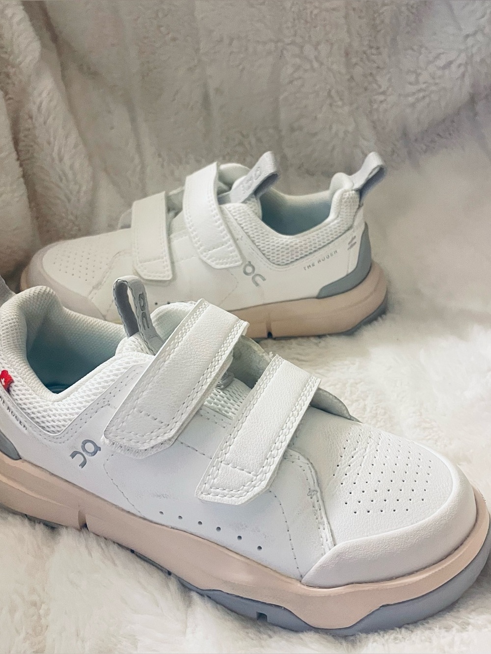 On Running Kids White Sneakers with Cream Midsole